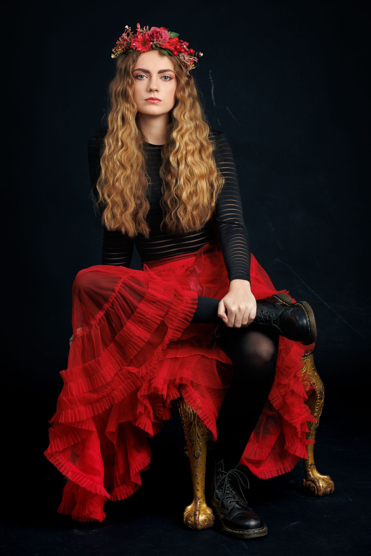 Wild West dancing girl vibe for this photoshoot.