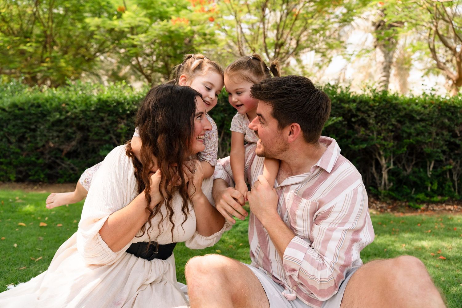 family umm al emarat park abu dhabi fun photoshoot
