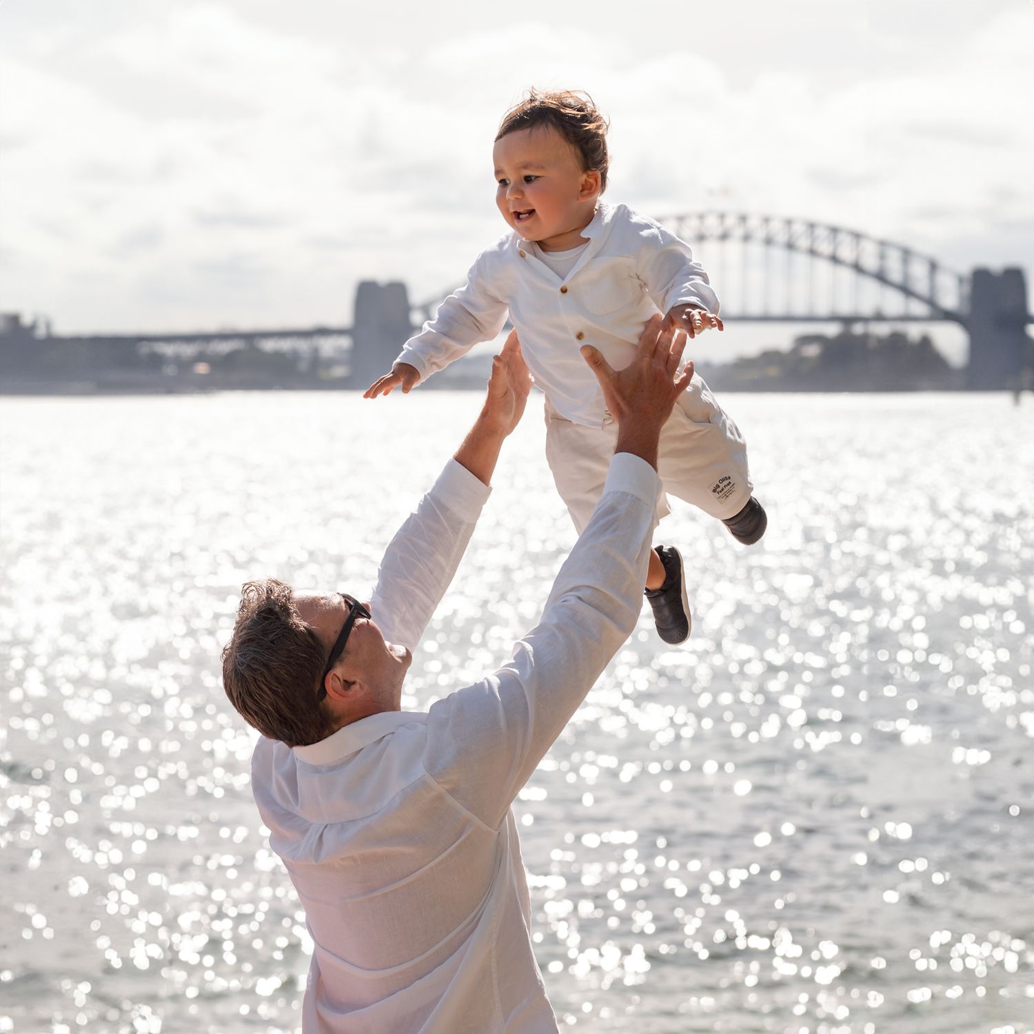 Happy child family photoshoot at Mosman Bradly's Head