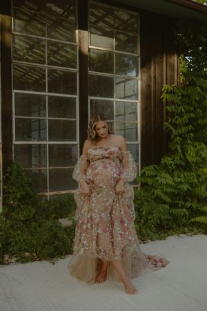 Storytelling photography capturing natural connection by Sydney Romero, La Grange TX photographer