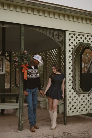couples, inspo, Christmas, holidays, Cinematic storytelling photography by Sydney Romero, La Grange TX photographer