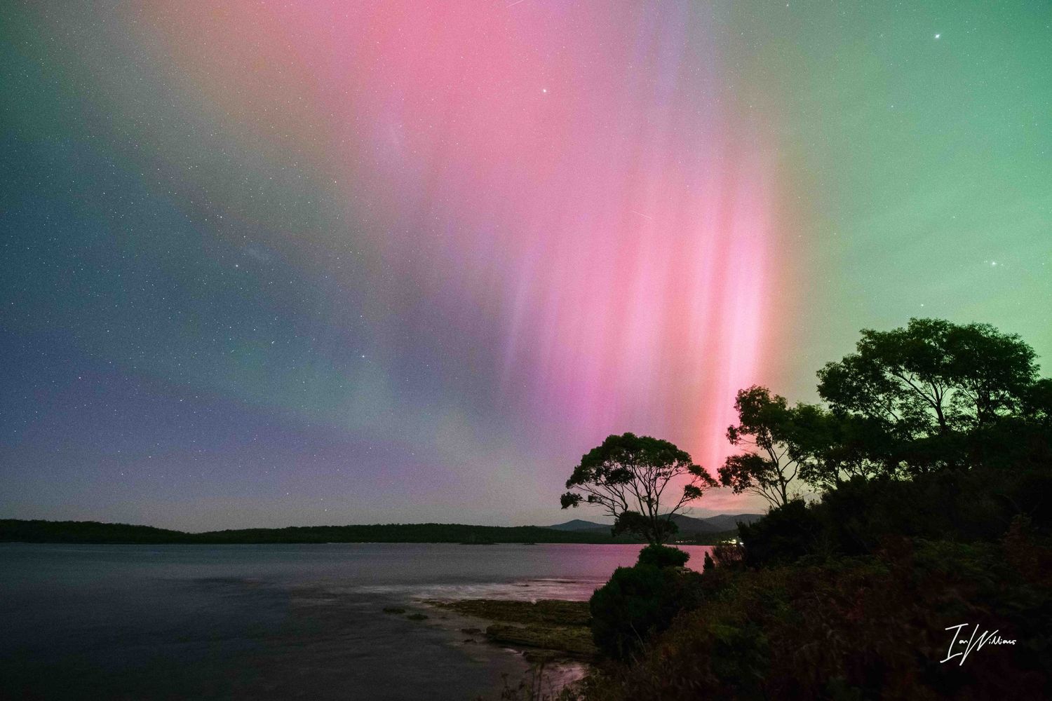 Aurora Australis, Tasmania, 11 May 2024