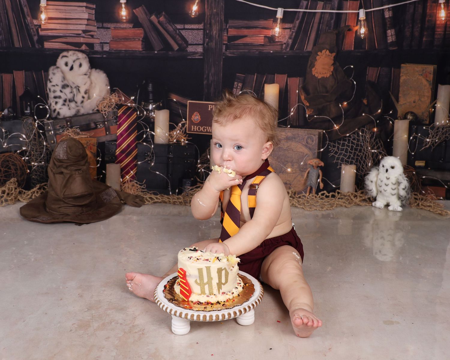 JACKSONVILLE, FLORIDA-ST. AUGUSTINE- STUDIO- MILESTONE-SITTER-SMASH CAKE SESSION- PHOTOGRAPHY