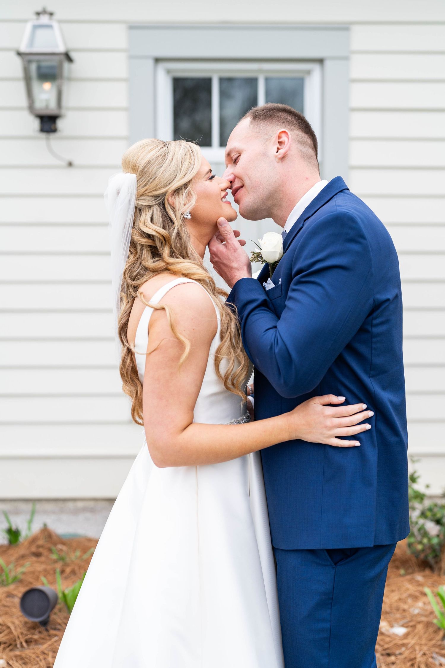 bride and groom Pointe Marie baton rouge