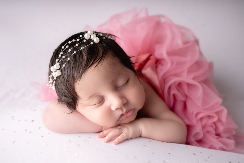 Ventura County newborn photographer, Woodland hills newborn portraits, newborn photography studio Simi Valley
