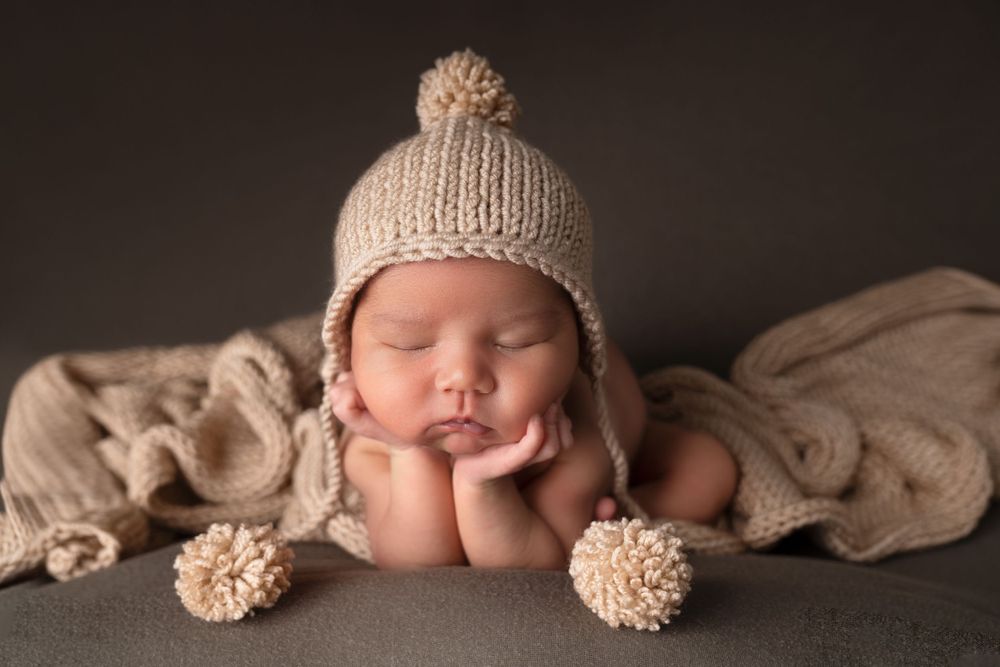 Los Angeles newborn photography, Woodland Hills newborn photographer, newborn portraits near me, newborn photos LA