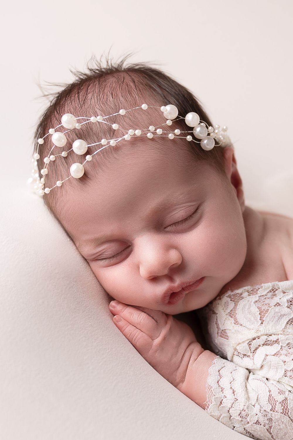 Los Angeles newborn photography, Woodland Hills newborn photographer, newborn portraits near me, newborn photos LA