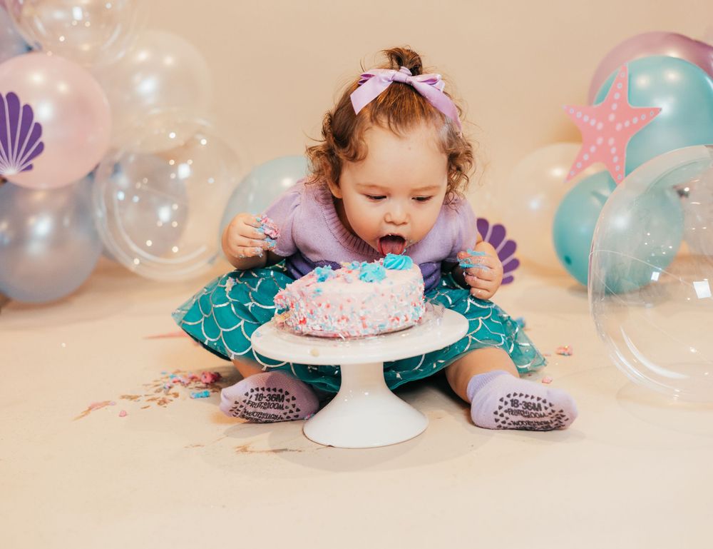First birthday, cake smash, milestone, cake smash photographer, children photographer, birthday,  mohave county,photographer,arizona