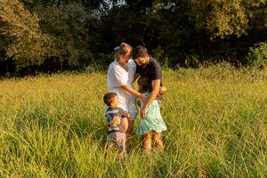 Sessões de famílias ao pôr-do-sol; sessões fotográficas de famílias; ensaios fotográfico de famílias em Vila Nova de Gaia; fotografo