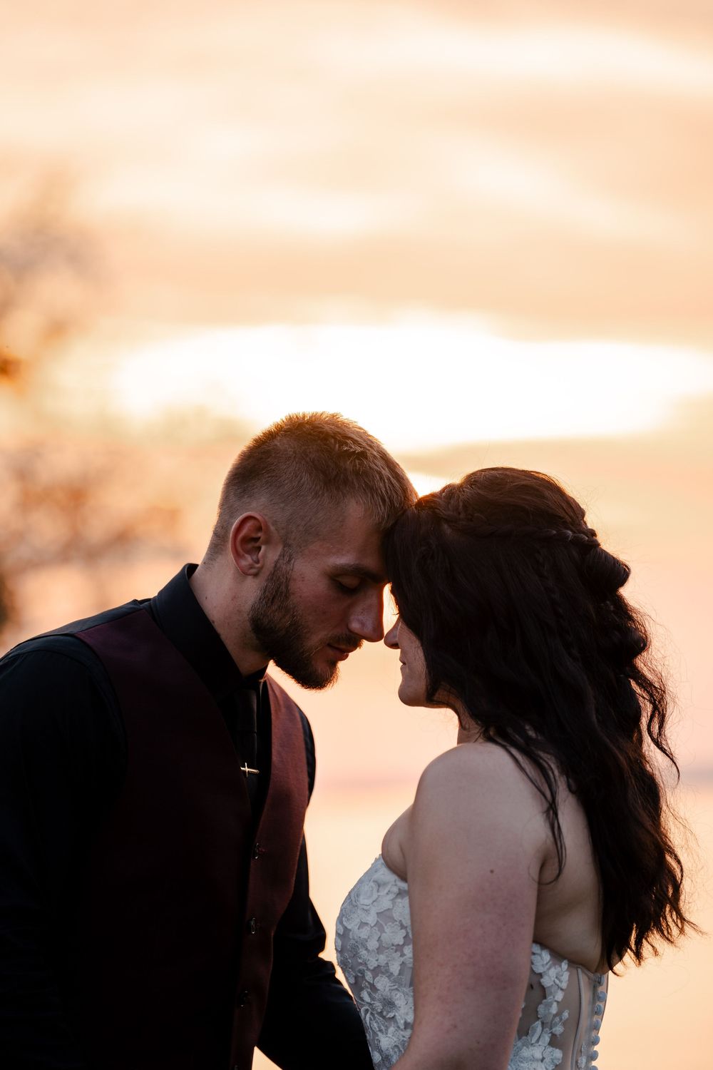 Beautiful Wedding at the Koshkonong Mounds Country Club in Fort Atkinson Wisconsin