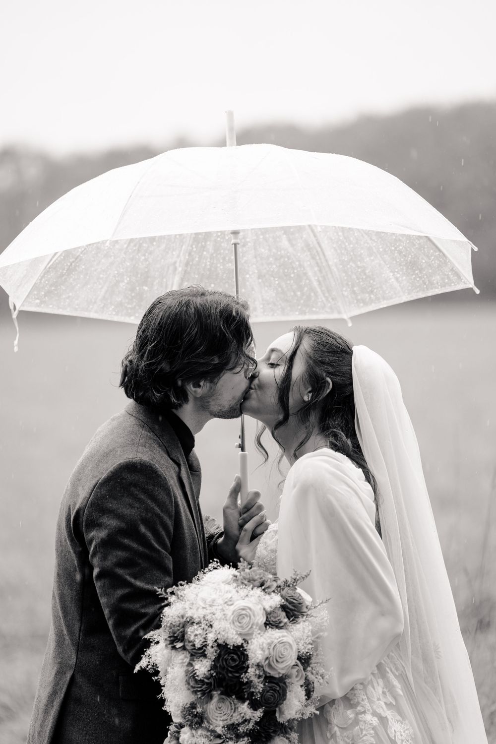 Beautiful Wedding at the Halverson House in Waterford Wisconsin