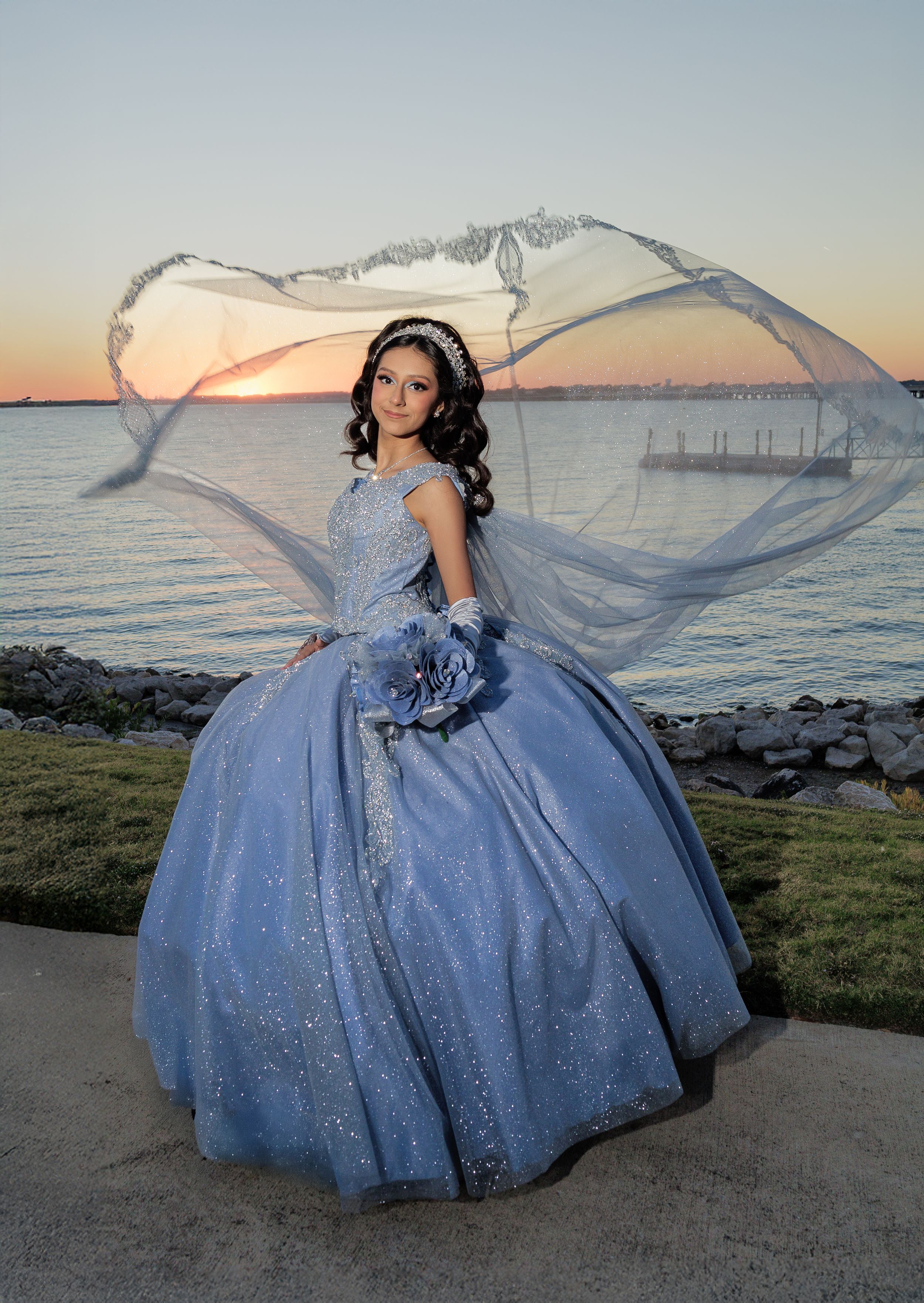 Dallas photography and video for Quinceañeras
 - R & R Marcelo DFW