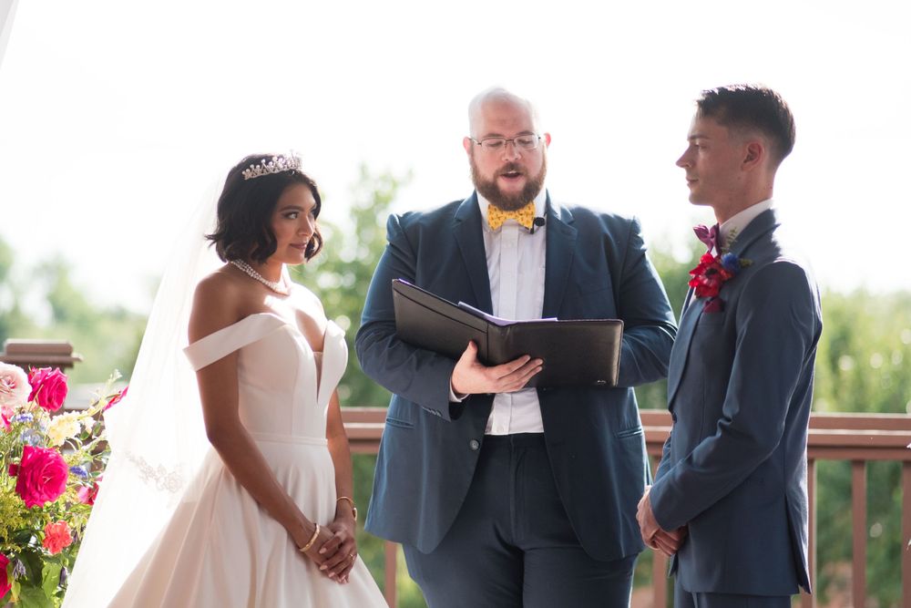 couples to get married in Newark, New Jersey