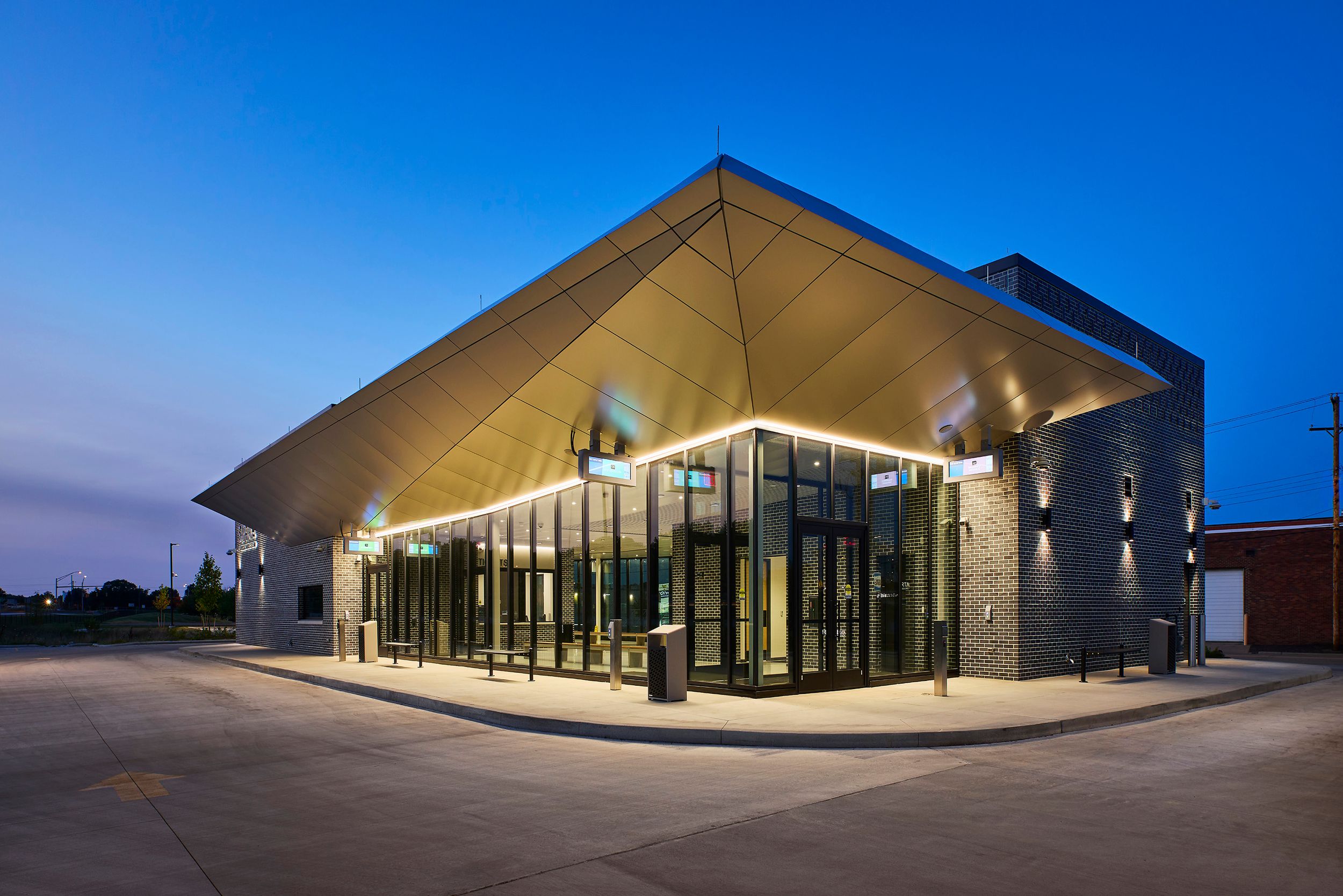 Cincinnati Drone photo of the new SARTA Transit station in Massillon, Ohio designed by Bowen+ Architects