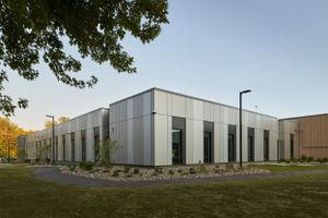 Cincinnati photo of the new SARTA Transit Headquarters offices in Canton, Ohio designed by Bowen+ Architects