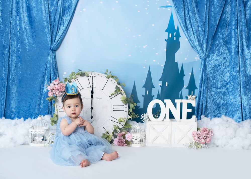 Melbourne Maternity, Newborn, Baby, Cake smash and family photographer located in South Morang Melbourne.
Baby Snapz is run by Melina Barlow