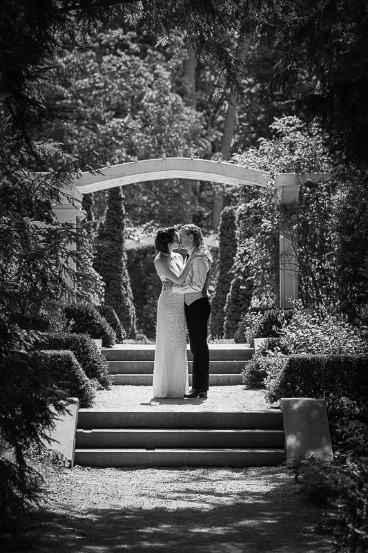 indianapolis-wedding-venue-rental-bridal-bride-dress-shop-jeweler-ring-catering-caterer-cater-engagement-photographer-photography-1024