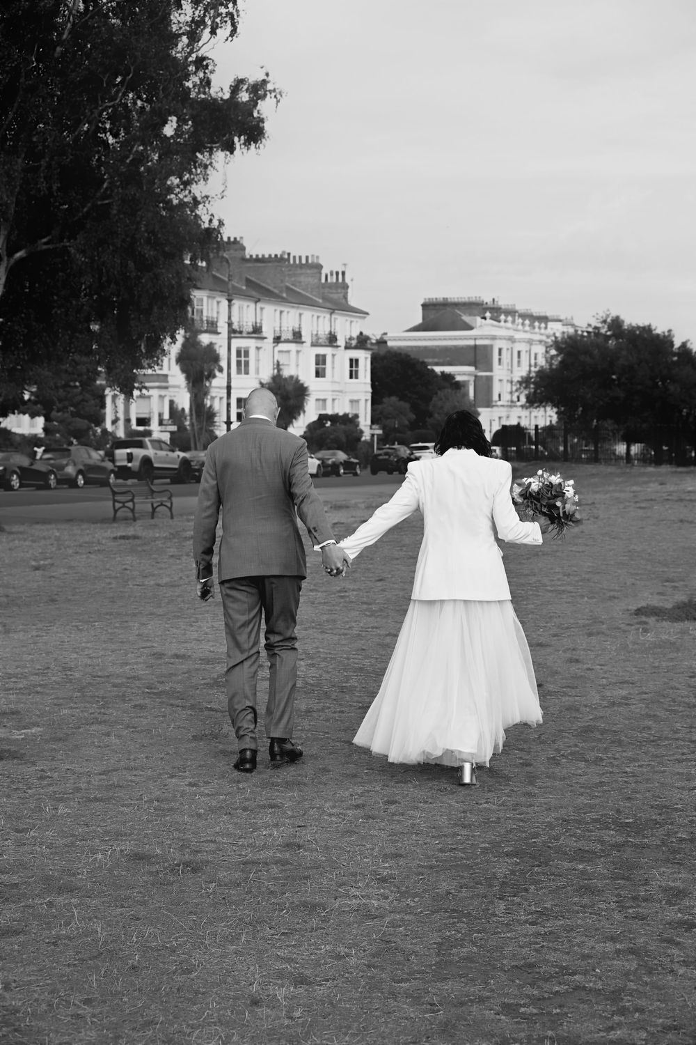Mr & Mrs eager to leave