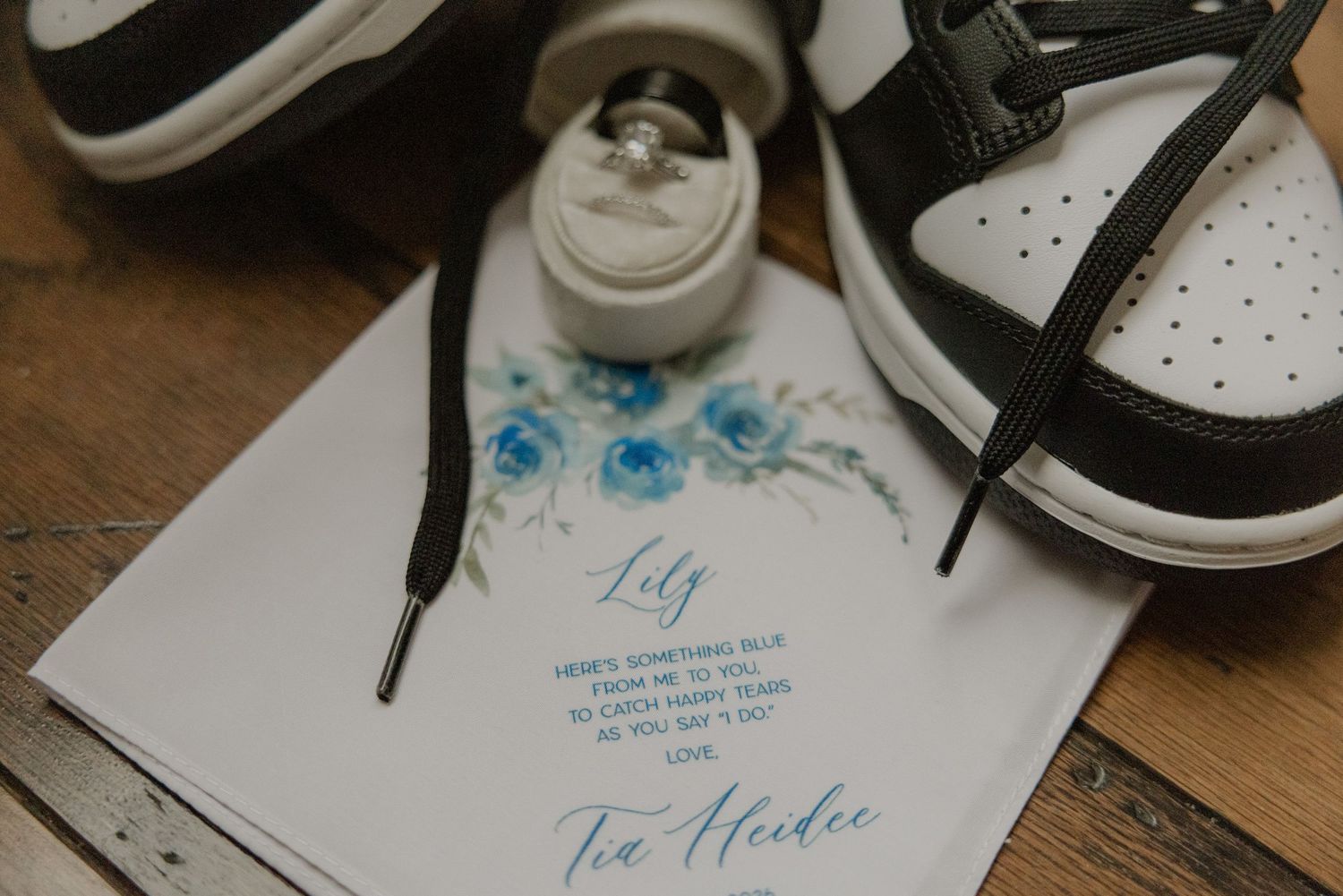 Houston Texas wedding photographer creating romantic, timeless imagery with a candid storytelling approach.