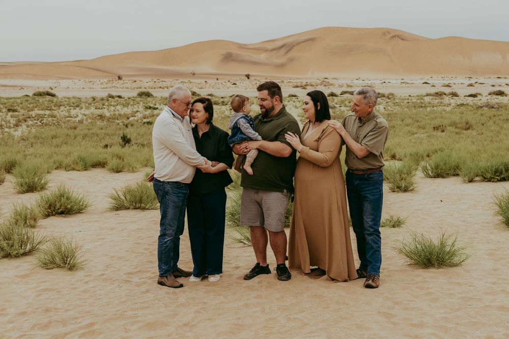 Destination photoshoots, engagements, family photoshoots, in the Dunes near Swakopmund, Namibia. For travelers.