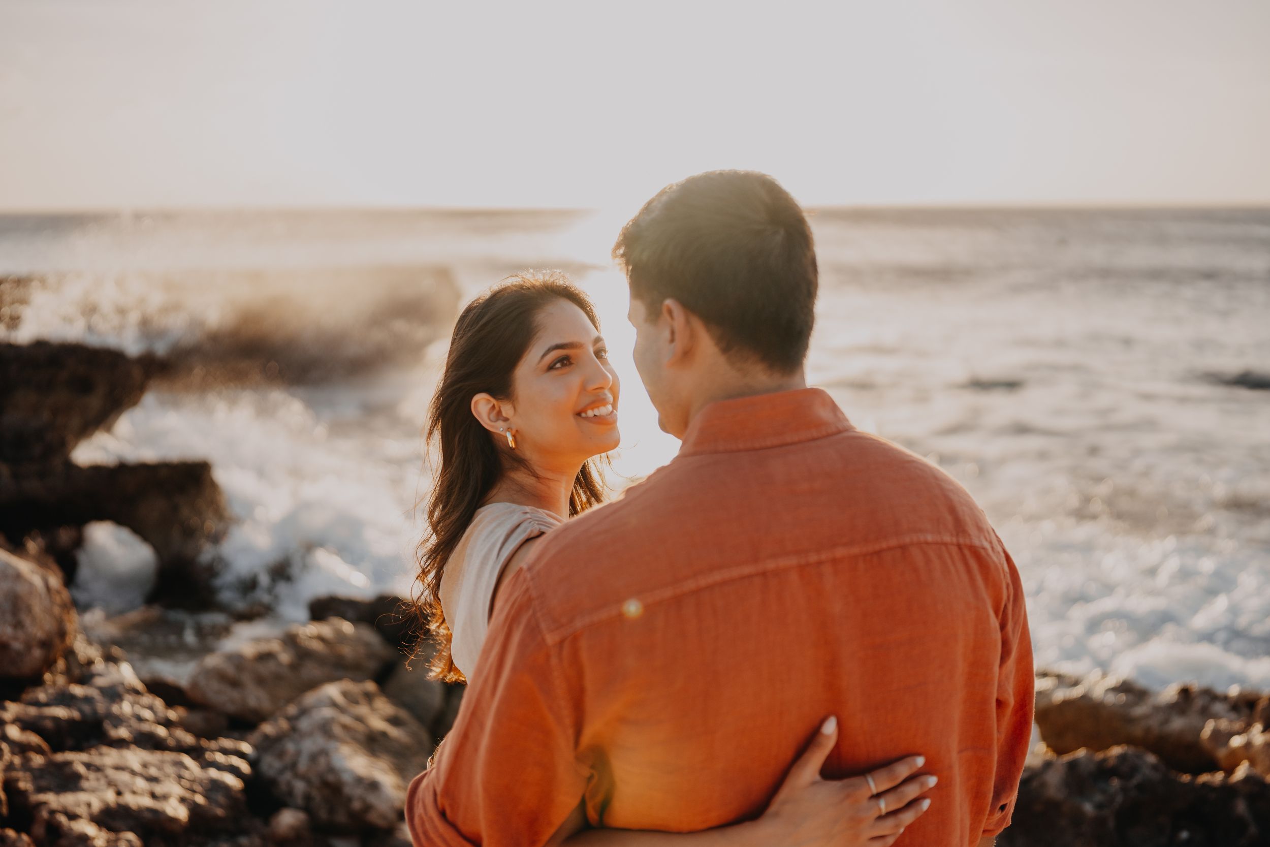 Surprise proposal photography captured on Arashi Beach in Aruba