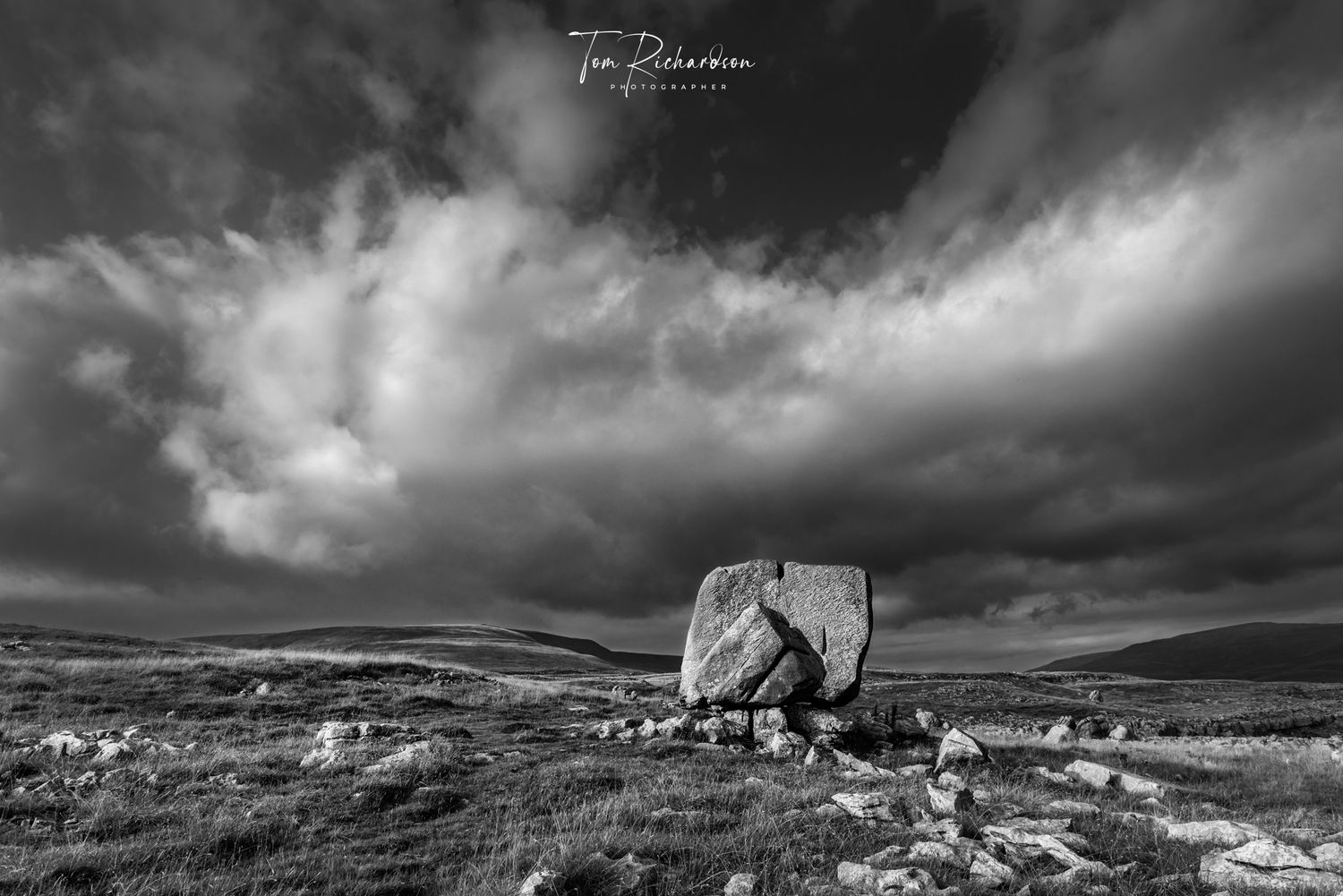 The Cheese Press Stone looking towards Gragareth