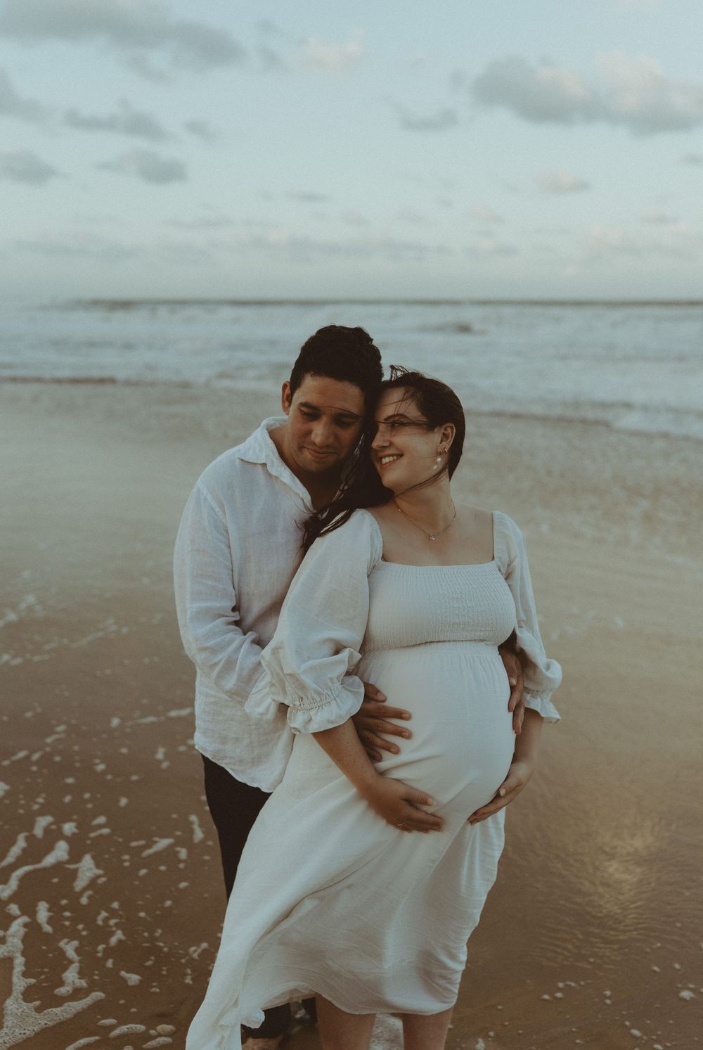Documenting all walks of life, weddings, maternity, newborn and family photography. Sunshine Coast