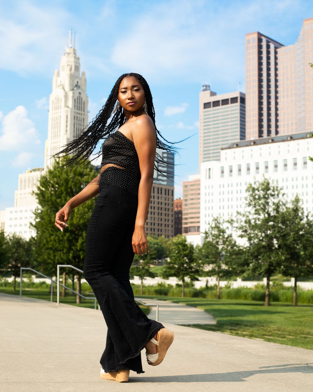 kentucky Lexington Georgetown Cynthiana Senior photographer urban skyline photoshoot