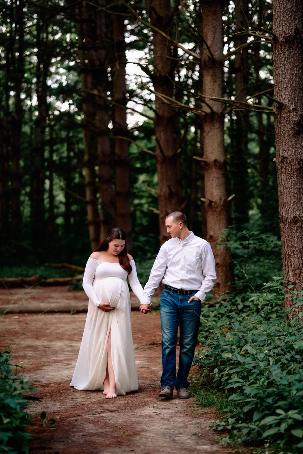 burr oak woods conservation area maternity photography