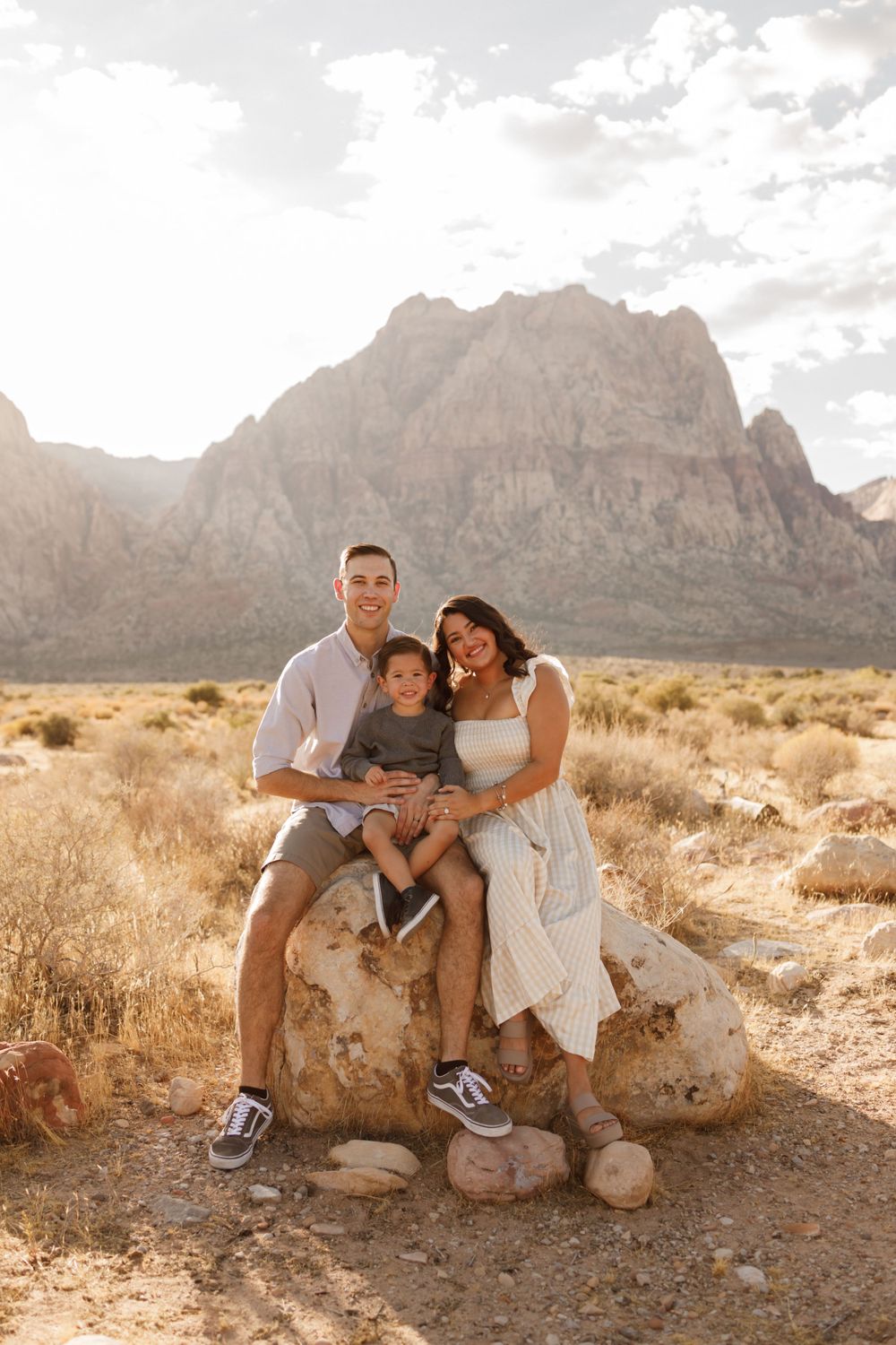Red Rock, Family Photos, Las Vegas Family Photographer, Red Rock Family Photos, desert family photos, destination