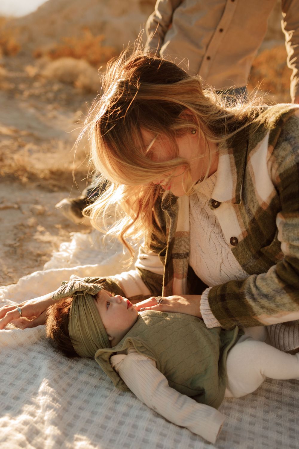 Red Rock, Family Photos, Las Vegas Family Photographer, Red Rock Family Photos, Tule Springs,  mommy and me, mothers day photos