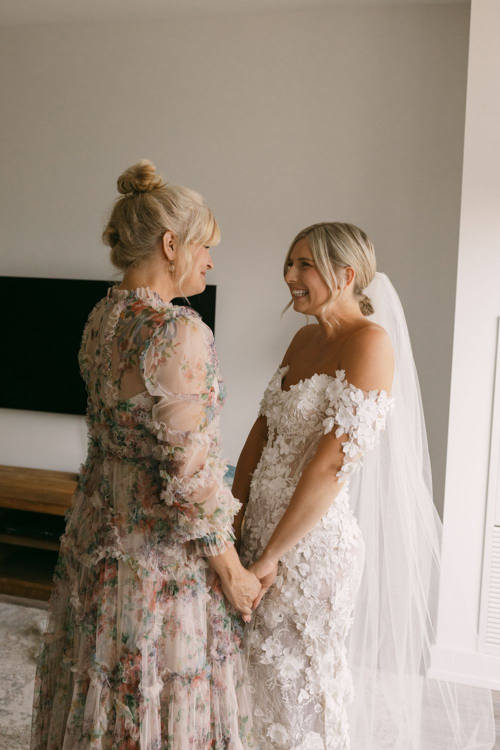 ONTARIO WEDDING PHOTOGRAPHER