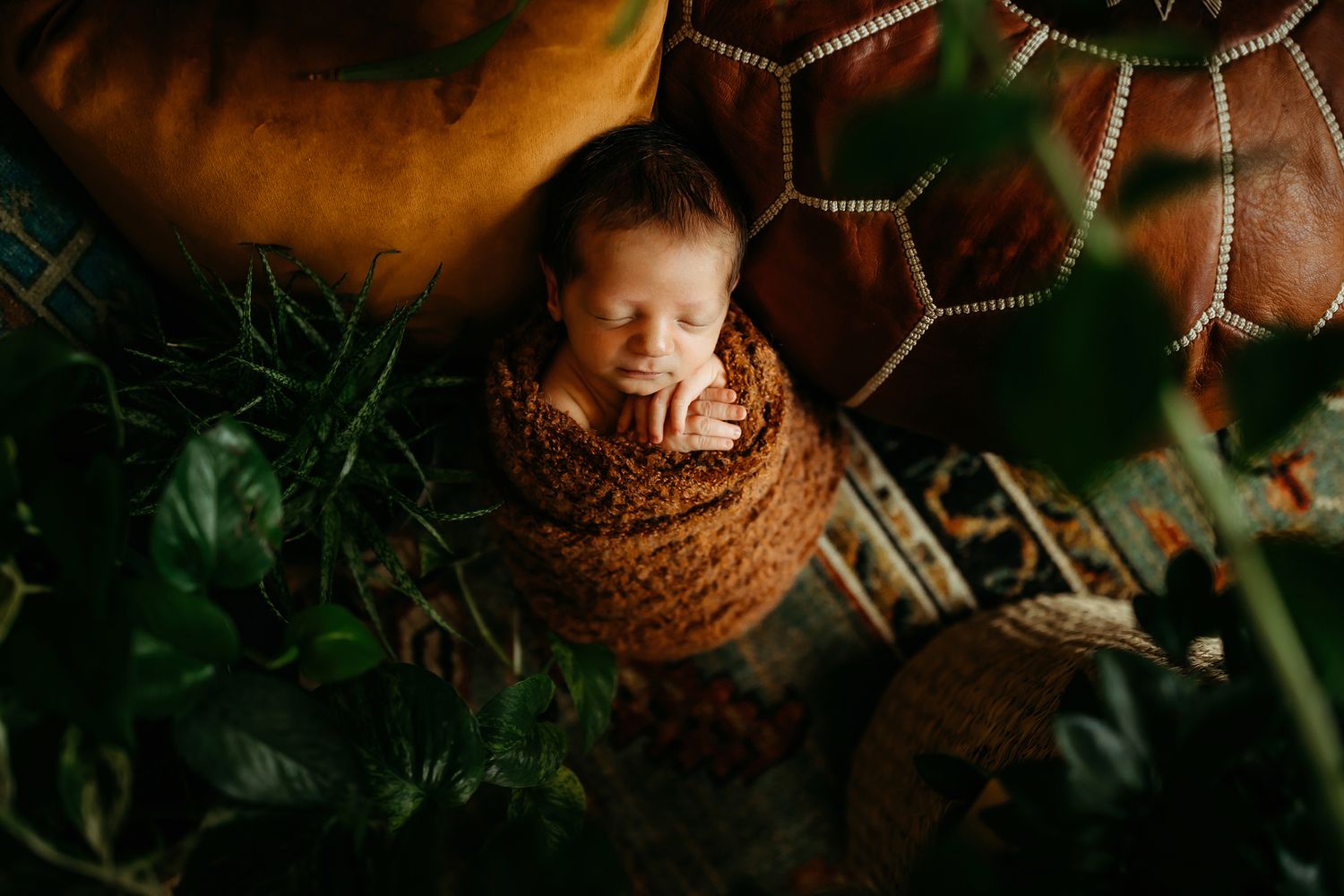 Natural light newborn session with baby in Columbia, MO