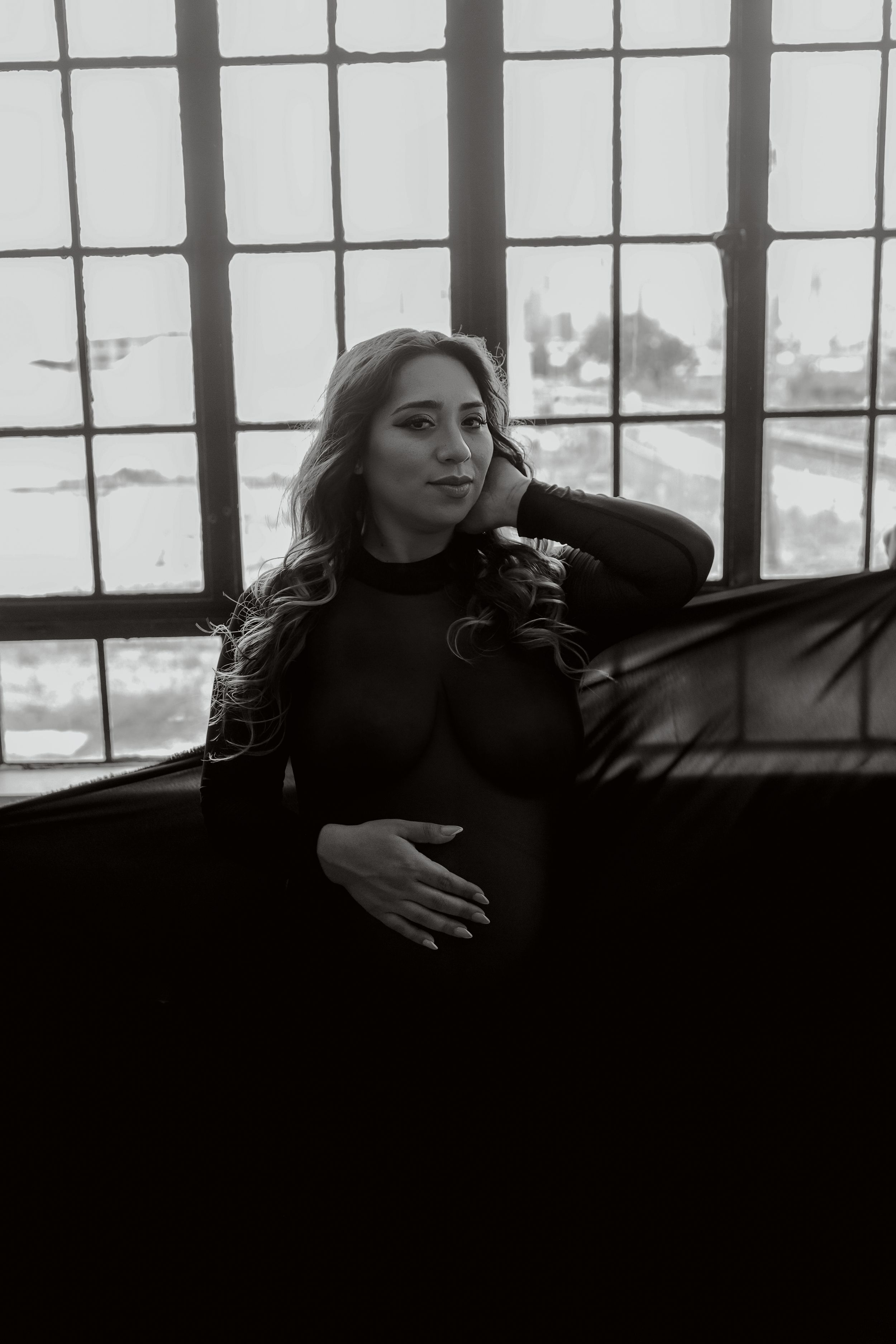 Romantic couples session in Houston Texas with elegant, natural posing
