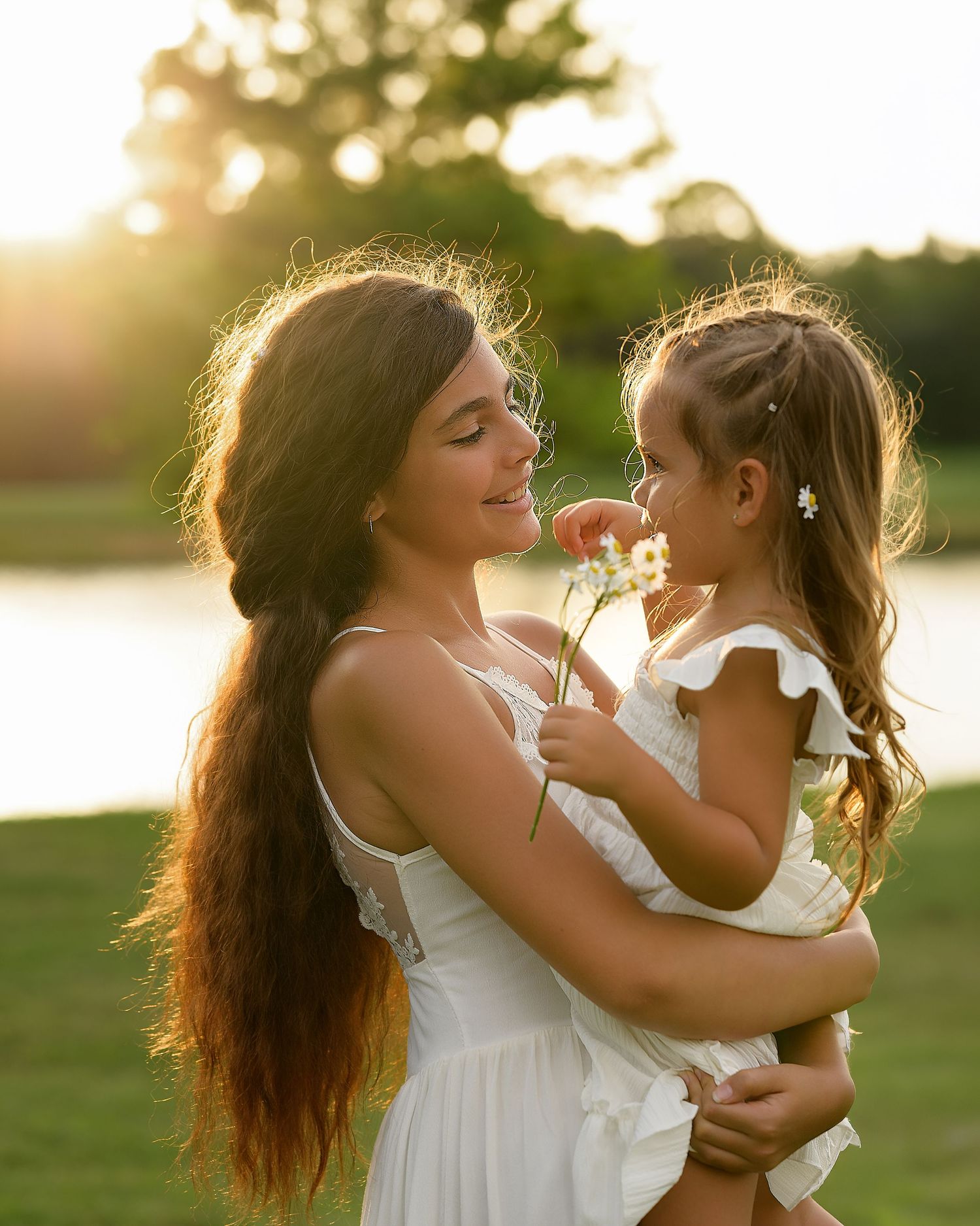 Sisters' outdoor lifestyle photography session by Arianna's Creative Studio, serving Tampa, Zephyrhills fl