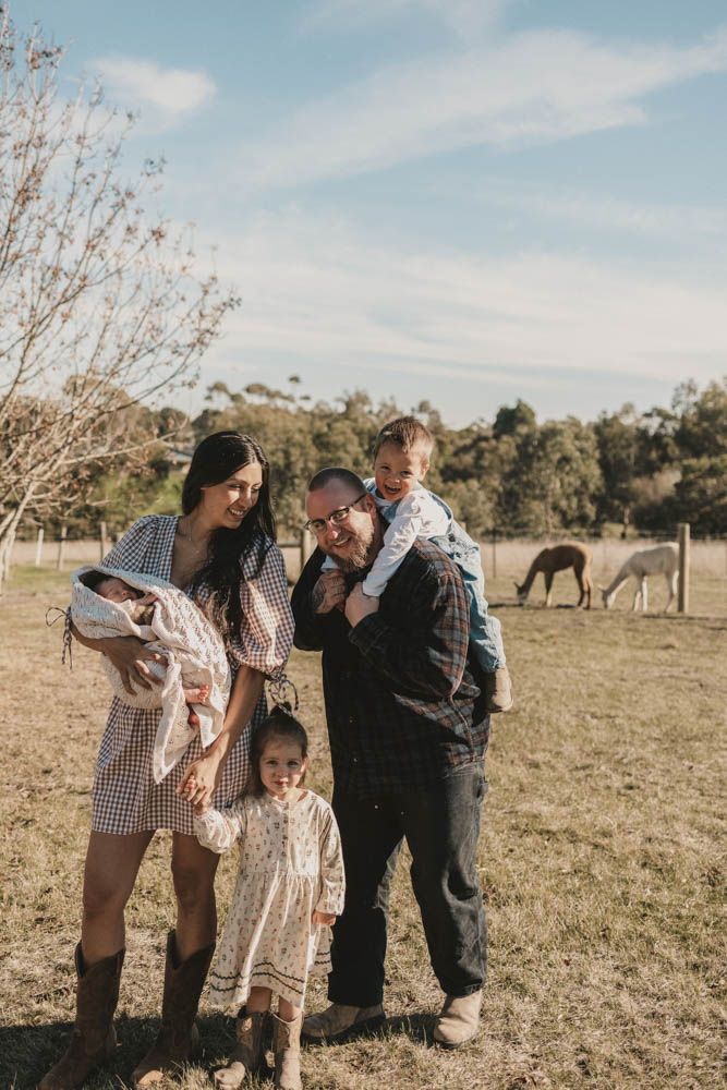 Geelong Lara Torquay Ocean Grove Barwon Heads newborn maternity pregnancy family motherhood couples photographer photography photoshoot