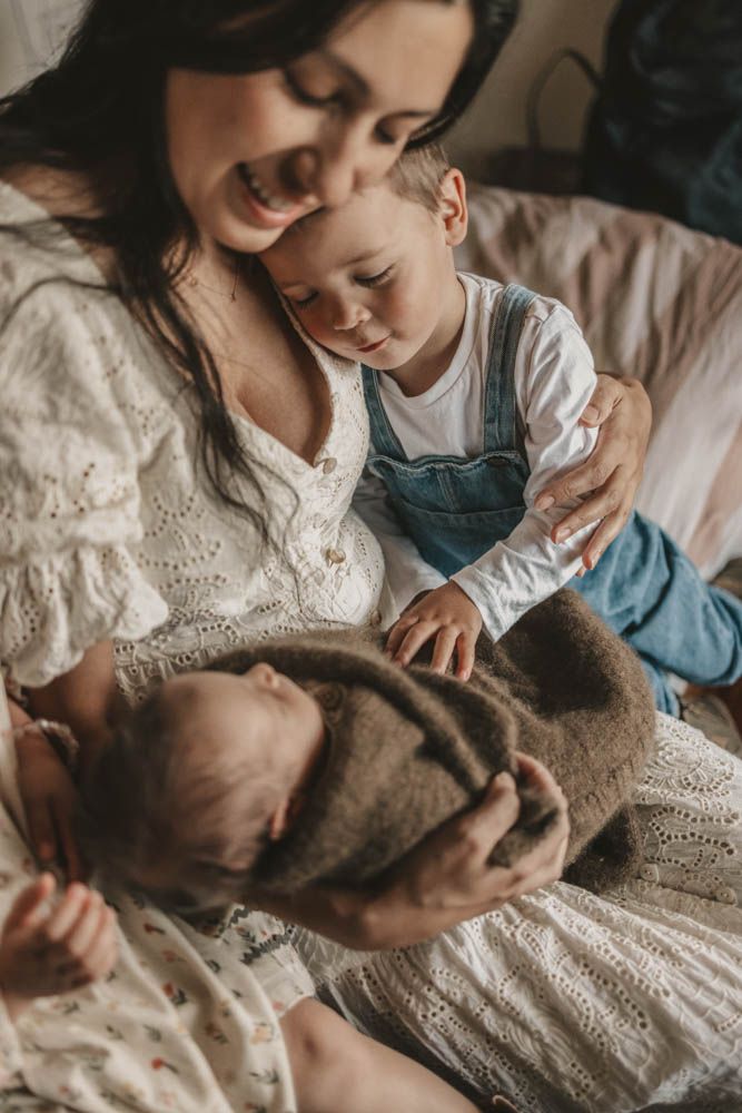 Geelong Lara Torquay Ocean Grove Barwon Heads newborn maternity pregnancy family motherhood couples photographer photography photoshoot