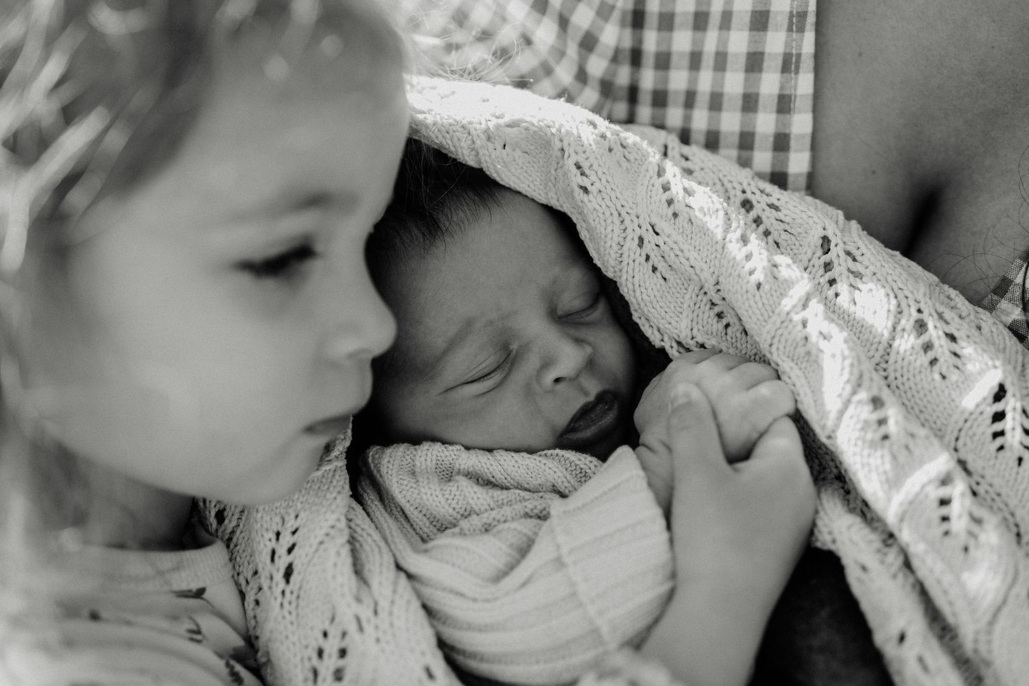 Geelong Lara Torquay Ocean Grove Barwon Heads newborn maternity pregnancy family motherhood couples photographer photography photoshoot