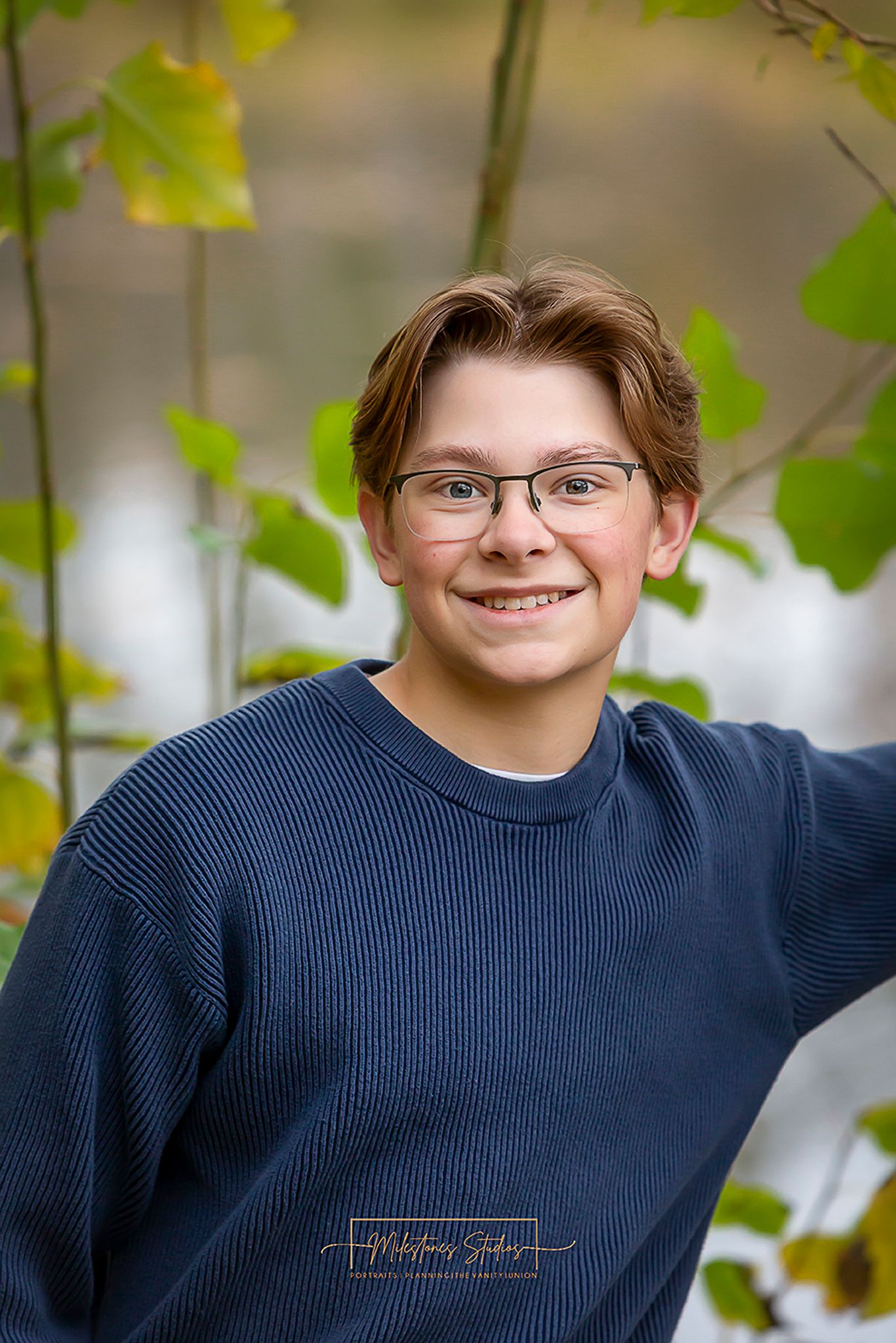 Senior portraits on the Boise River Greenbelt