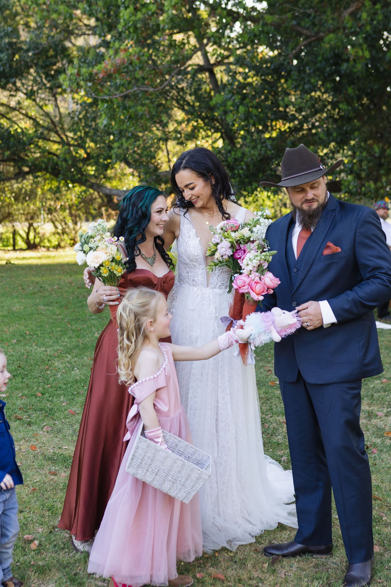 Kylie and Jono’s wedding ceremony beneath an oak tree at Moonan Cottage near Scone NSW