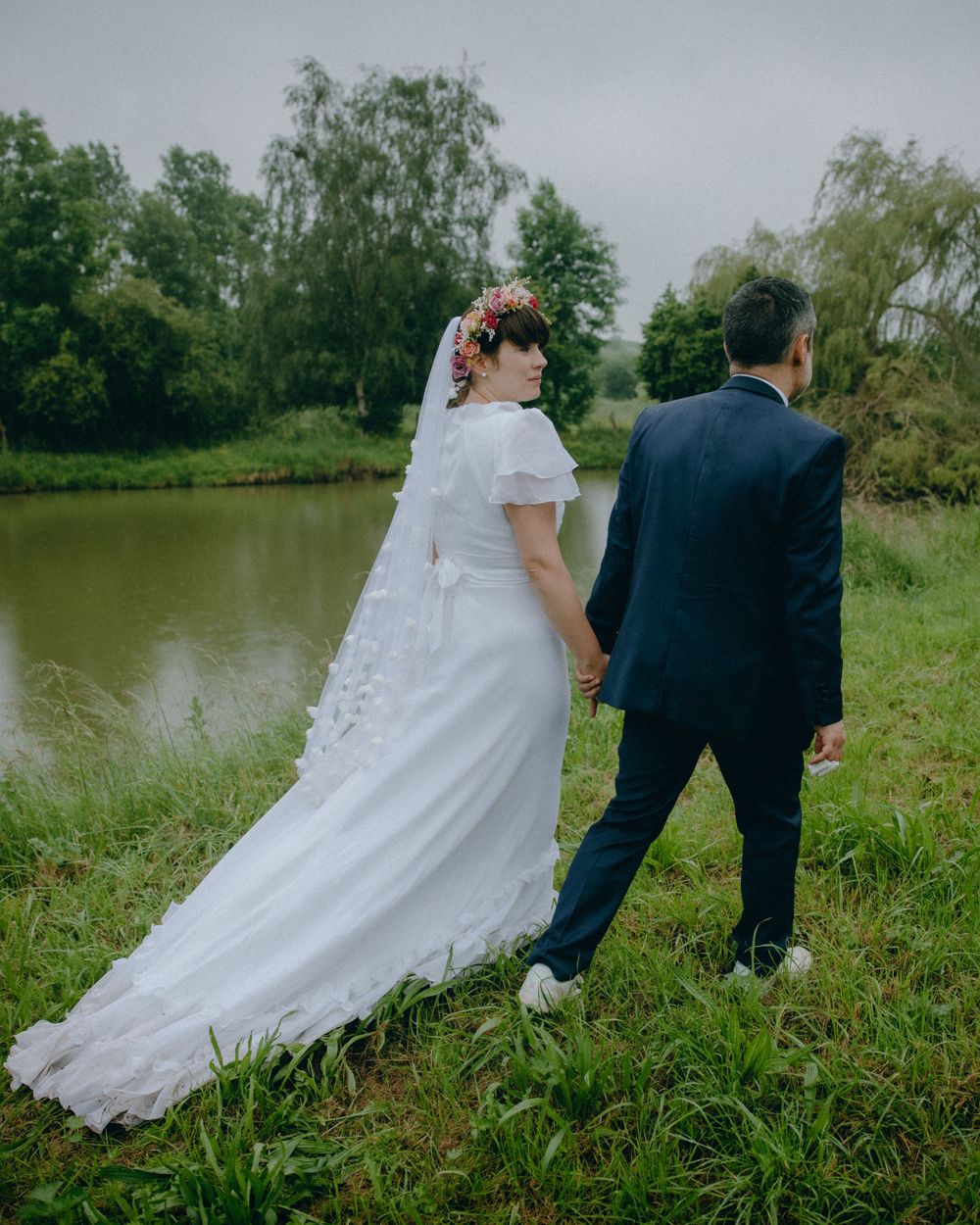 Découvrez le mariage de Vanessa & Denis à la Ferme du Château de Poix, capturé par Julie Fox Photography Une célébration unique à Bouillancy