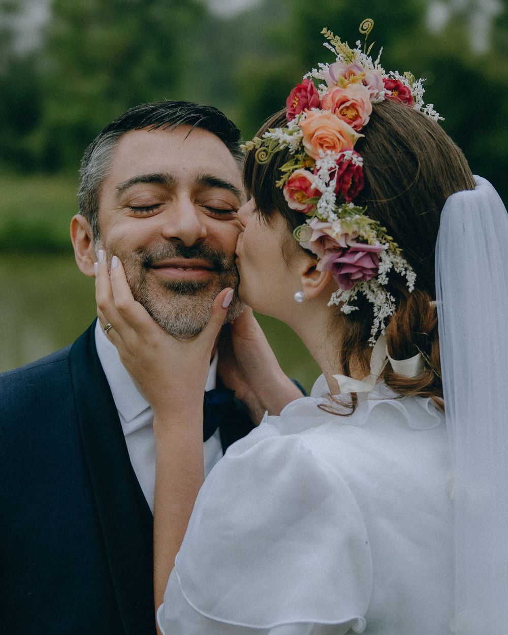 Découvrez le mariage de Vanessa & Denis à la Ferme du Château de Poix, capturé par Julie Fox Photography Une célébration unique à Bouillancy