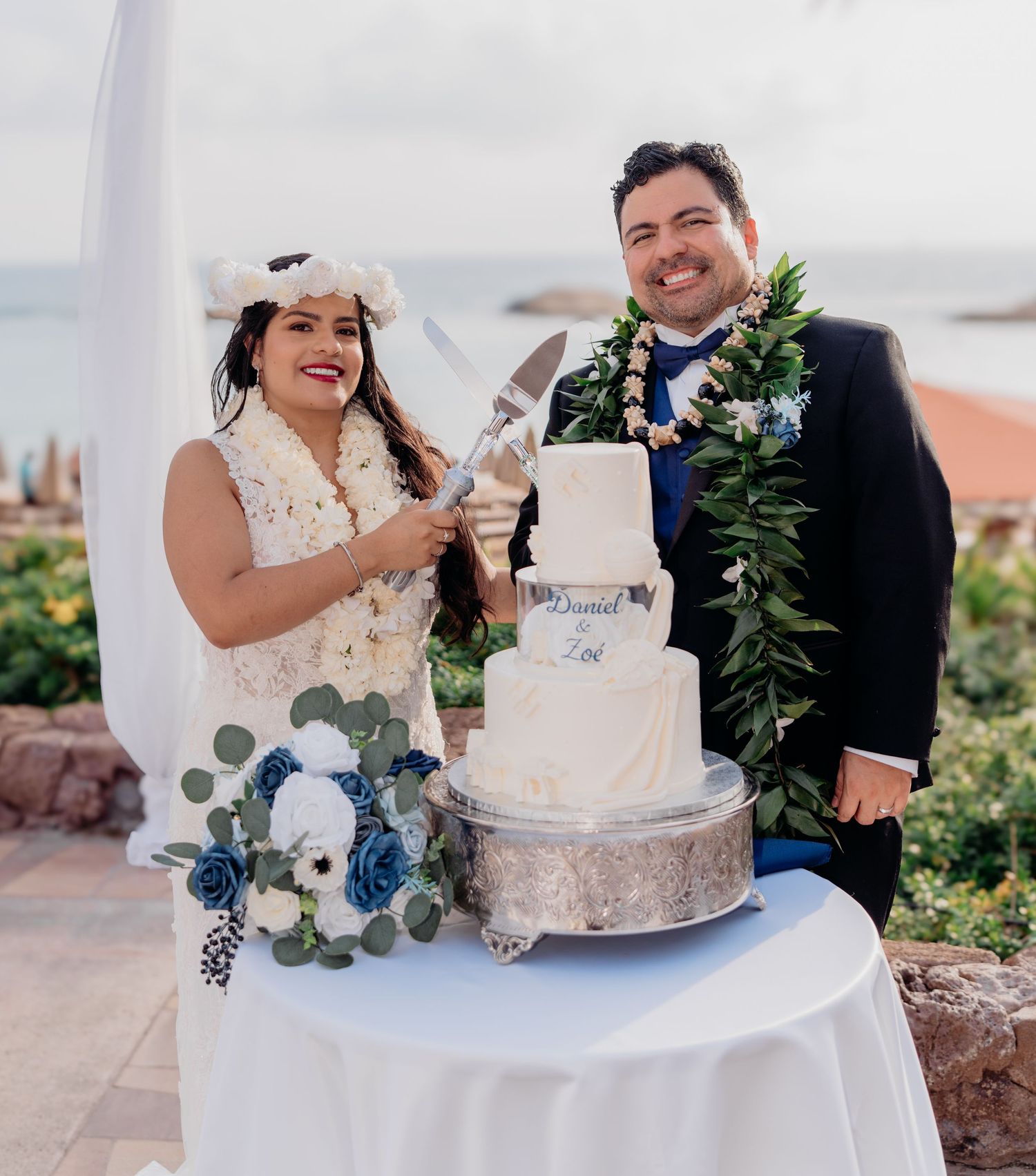 destination wedding Oahu photographer