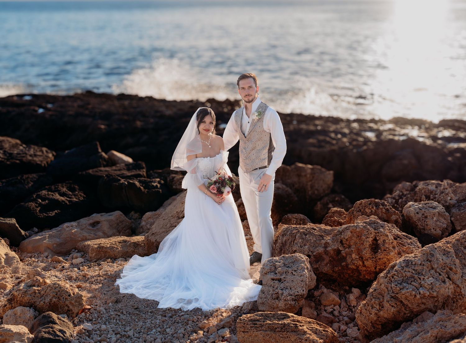 Hawaii Oahu sunrise sunset beach proposal engagement wedding couple family photoshoot photography