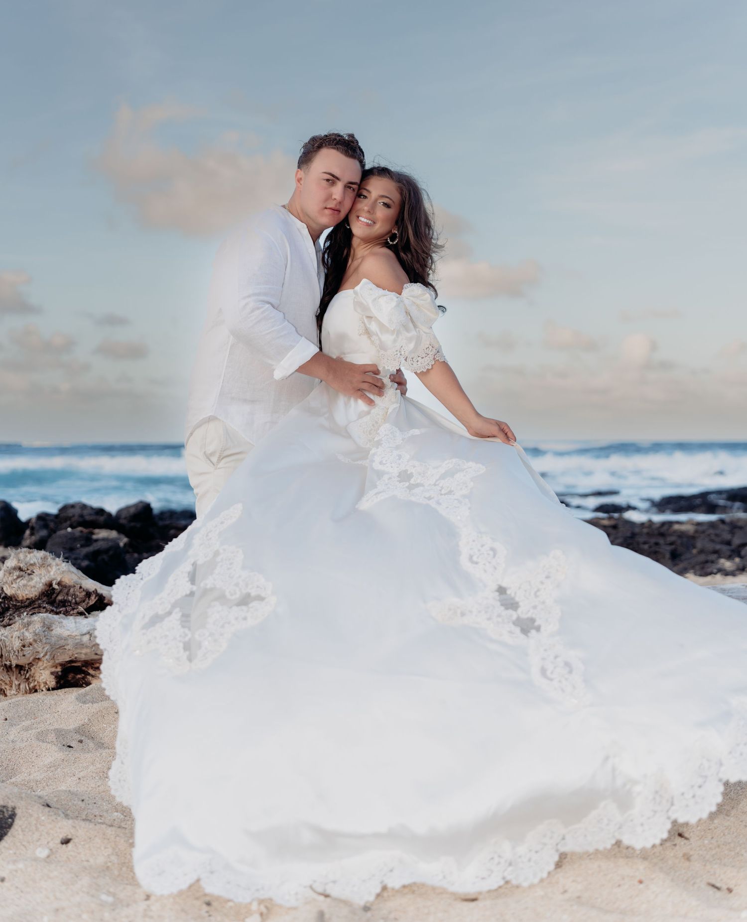 Wedding photographer Oahu Hawaii
Couple Photoshoot 
wedding at the beach photoshoot
Beach wedding Oahu Hawaii
Beach ceremony Oahu Hawaii