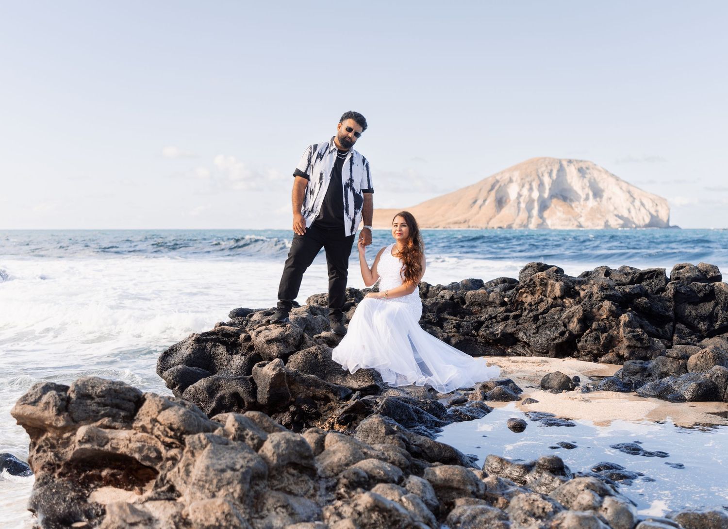 Wedding photographer Oahu Hawaii
Couple Photoshoot 
wedding at the beach photoshoot
Beach wedding Oahu Hawaii
Beach ceremony Oahu Hawaii