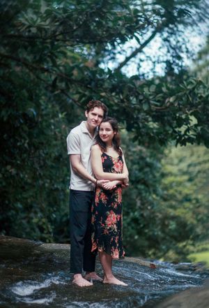 El Yunque Photoshoot. Puerto Rico Photographer. Albert Ray Photo. Elopement. Rainforest Photographer. Engagement, Waterfall Photoshoot. Love