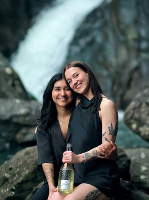 Check out this sweet engagement photoshoot session at El Yunque Rainforest. Photoshoot by Albert Ray Photo, LGBTQ friendly photographer. PR