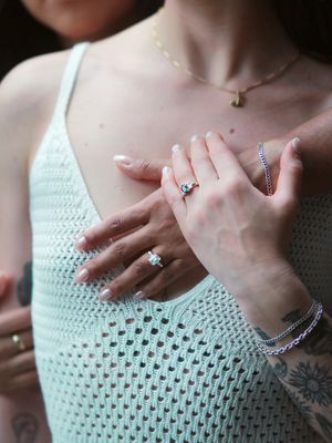 Check out this sweet engagement photoshoot session at El Yunque Rainforest. Photoshoot by Albert Ray Photo, LGBTQ friendly photographer. PR