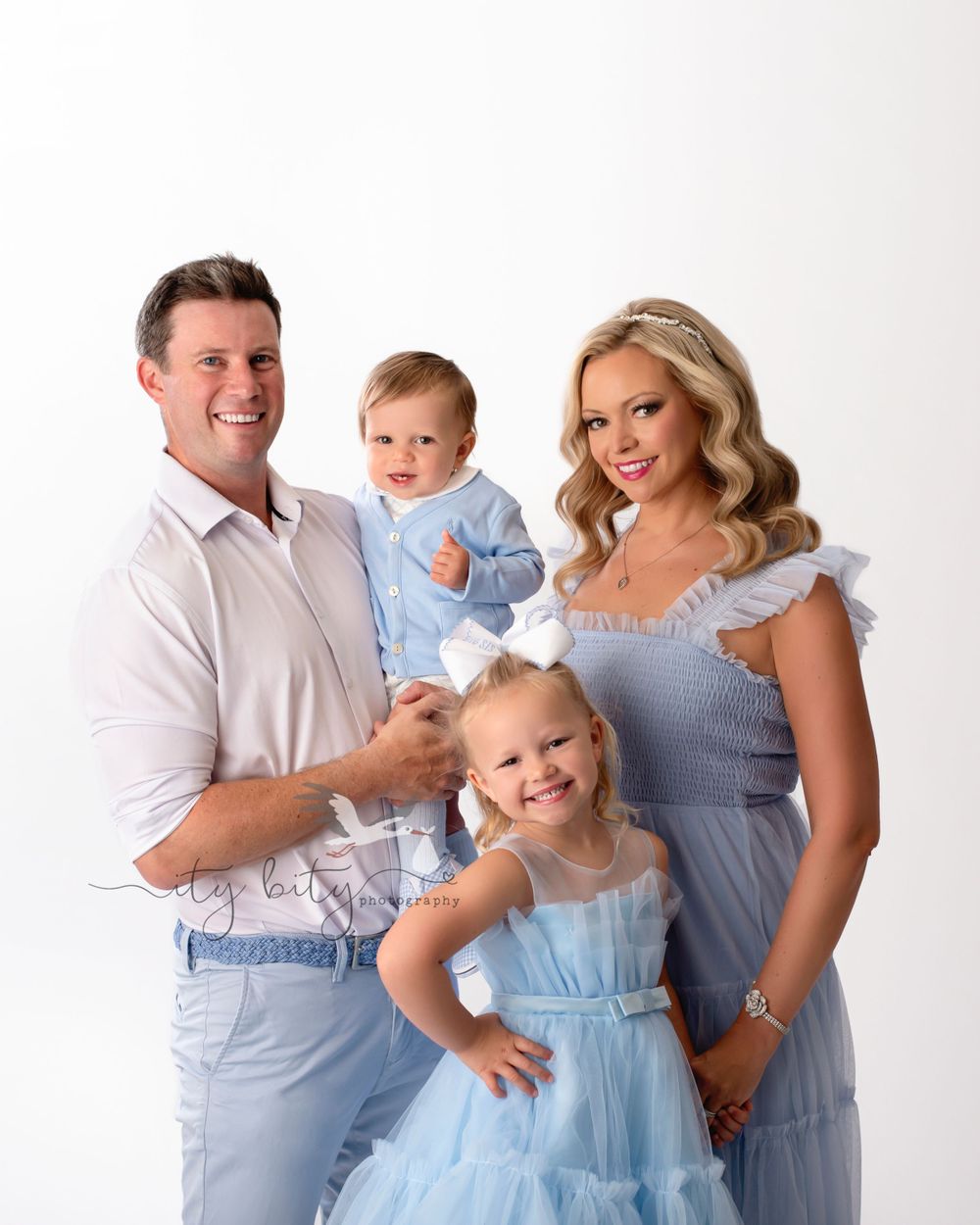 Avon Lake Family Photographer One Year Photos Ity Bity Photography